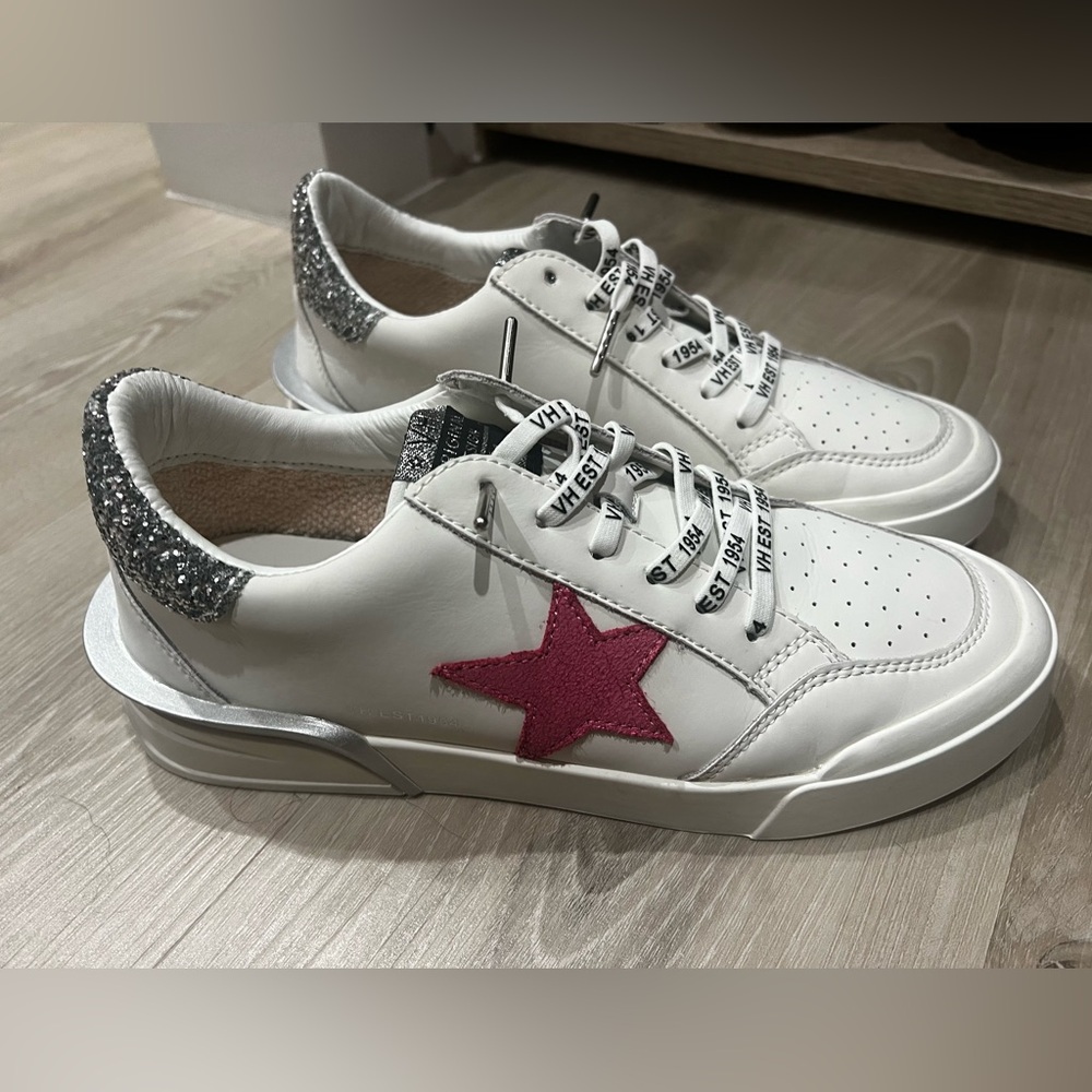 Vintage Havana White and Pink Star Sneakers